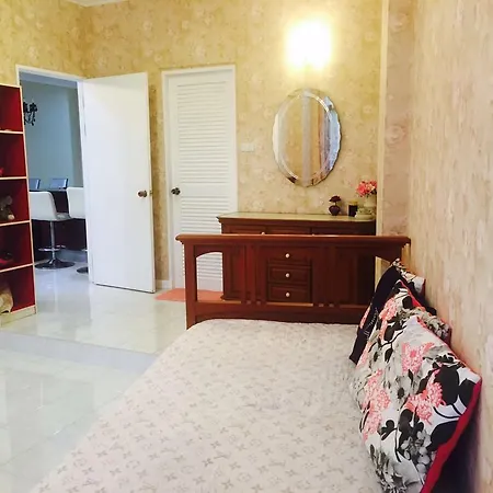 At Grand Condotel Apartment Pattaya