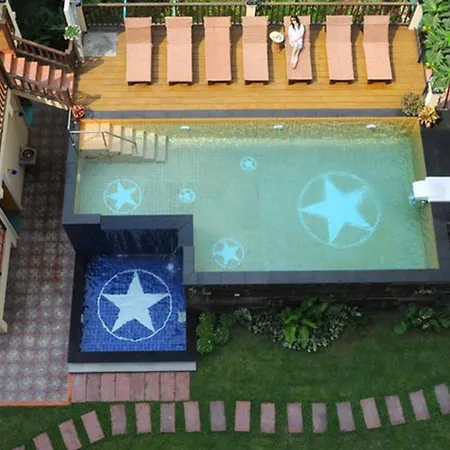 Baan Khun Nine