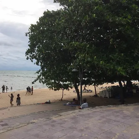 บ้านพัก Caribbean Beach At Pattaya