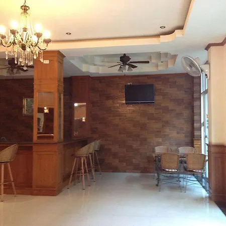 Hotel Arya 3*