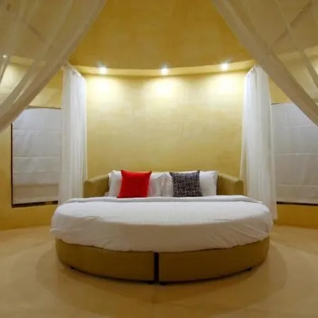 รีสอร์ท Chic+ Chill @eravana 4*