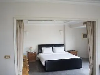 Vt 1 Serviced Apartment