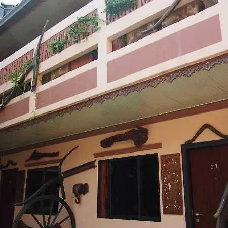 Ma Maison Hotel