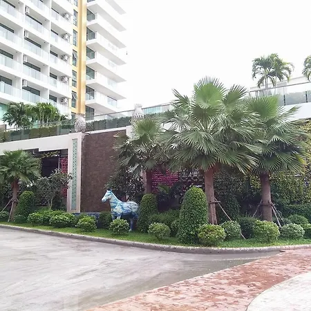 Peak Tower In Phatumnak Apartment *