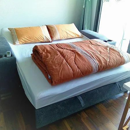 Peak Tower In Phatumnak Apartment