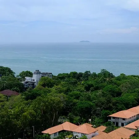 Peak Tower In Phatumnak Apartment Pattaya
