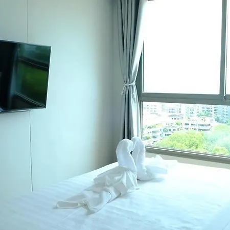 Apartment Peak Tower In Phatumnak Pattaya