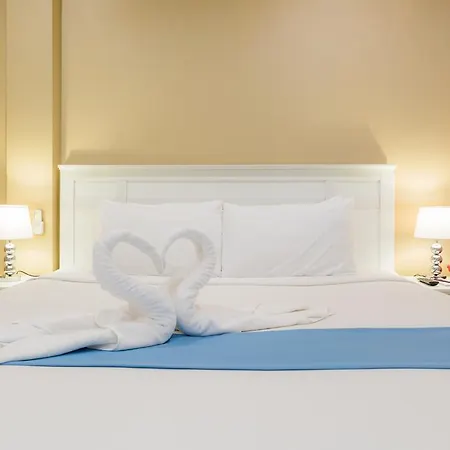 Hotel Zing & 3*