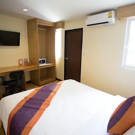 J P Hotel