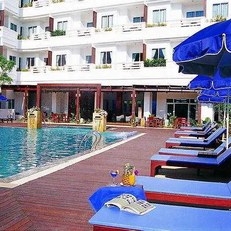 Hill Fresco โรงแรม