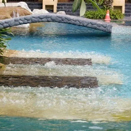 Lk Mantra Pura รีสอร์ท 4*