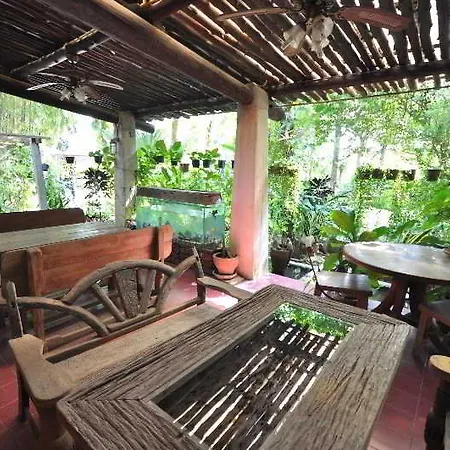 รีสอร์ท Momchailai Retreat
