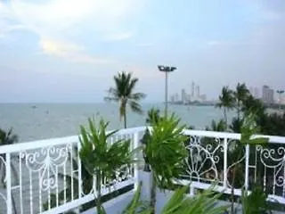 โรงแรม สตาร์ เรสซิเดนส์ โฮเทล