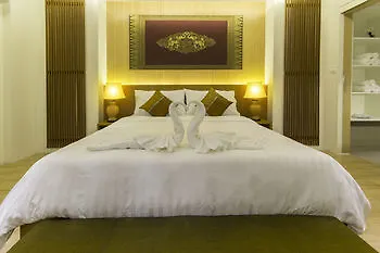 โรงแรม ฮามิลตัน แกรนด์ เรสซิเดนซ์ *
