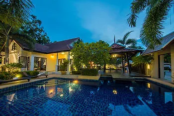 Green Pool 3*