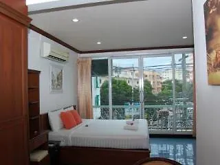 Aparthotel Greenvale Serviced *