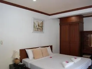 Greenvale Serviced Aparthotel Pattaya