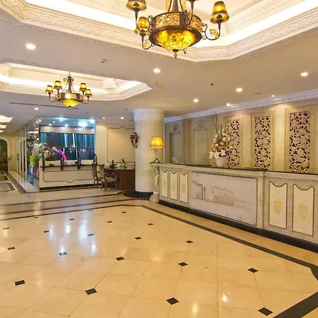 Lk Metropole โรงแรม 3*
