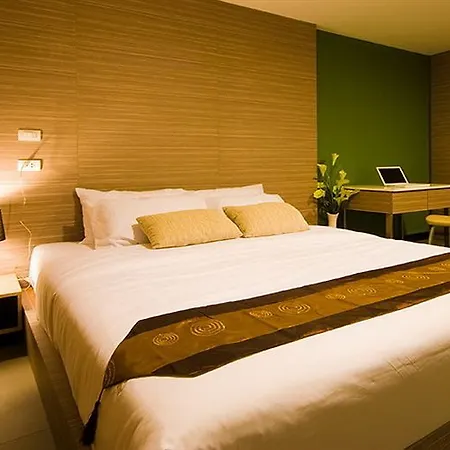 Mooks Aparthotel Pattaya