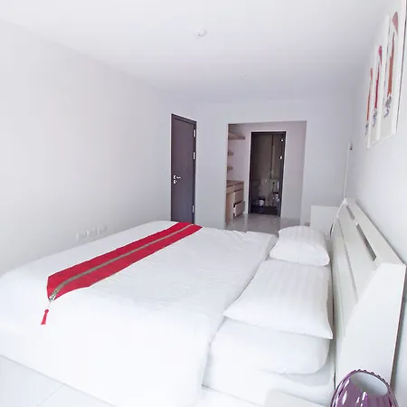 The Place Pratumnak By Sunny 2*