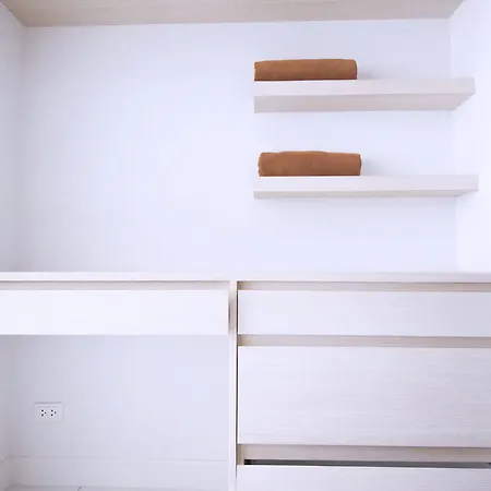โรงแรม The Place Pratumnak By Sunny