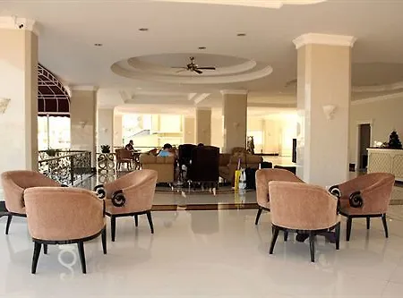 Hotel Lk Crystal Place 3*
