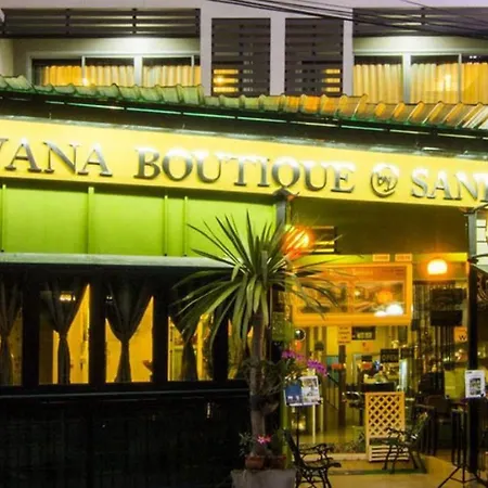 โรงแรม Oyo 146 Rivana Boutique By Sandara