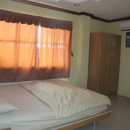 Aura House บ้านพัก