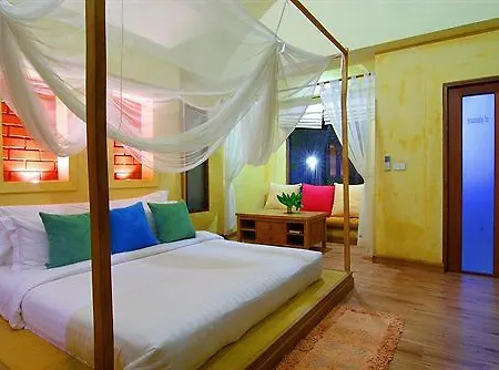 ชิค ชิลล์ แอท เอราวาณา พูล วิลลา พัทยา 4* Pattaya