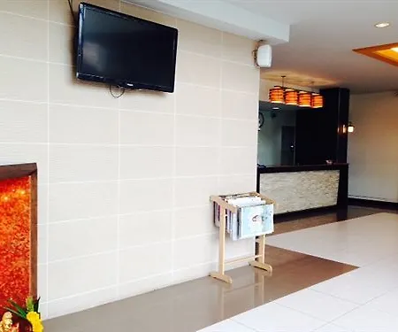 Curve Boutique Hotel 3*
