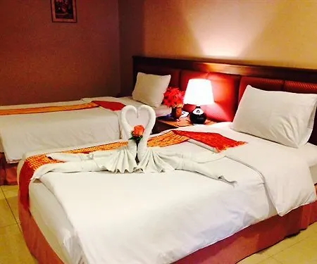 Curve Boutique Hotel