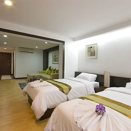 เบย์วอลค์ เรสซิเดนซ์ พัทยา - บาย ไทยวัฒน์ โรงแรม 3*