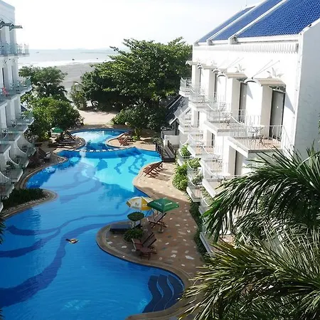 Naklua 3*