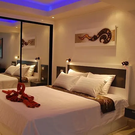 Sirikarn & Luxury โรงแรม Pattaya