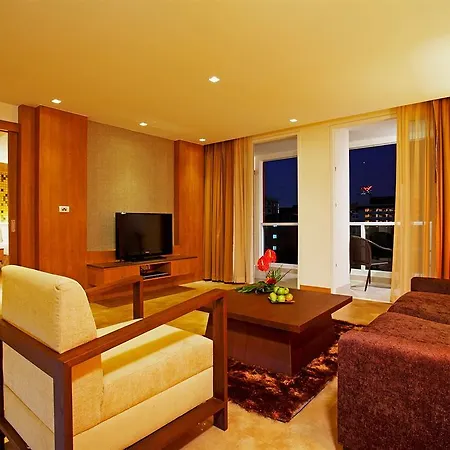 Hotel Centara Nova Pattaya