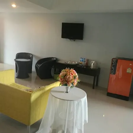 Hotel Oyo 75367 Ud Pattaya Pattaya