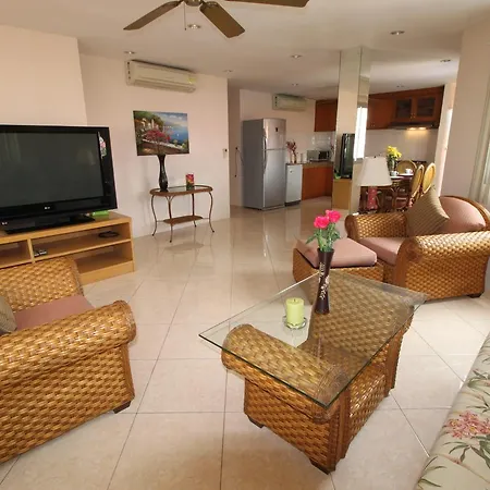 Aparthotel Butterfly Garden Boutique Residences: Luxury & With Full Amenities Pattaya