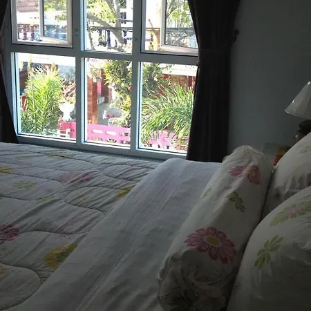 Yiasu Apartment
