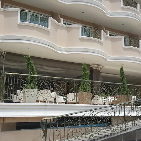 Hotel Lk Noble