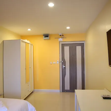 Inn Trebel Pattaya