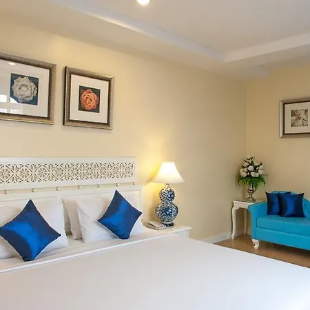 Lido Hotel 3*