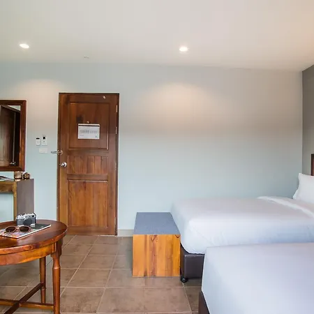 Carunda โรงแรม 4*