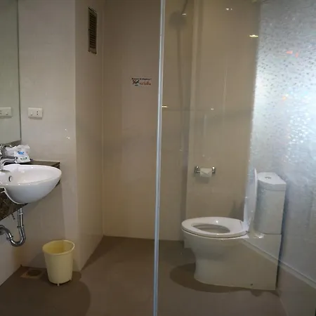 โรงแรมเวลคัม พลาซ่า โรงแรม