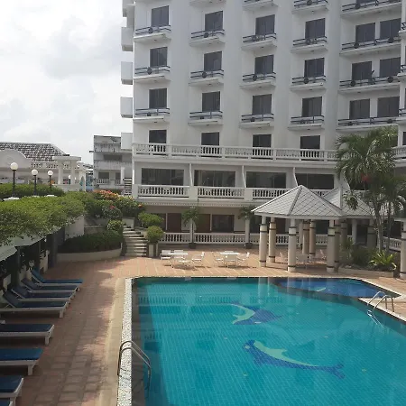 โรงแรม โรงแรมซีซาร์ พาเลซ 4*