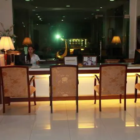 โรงแรม เดอะ พรีวี่ สวีทส์ Pattaya