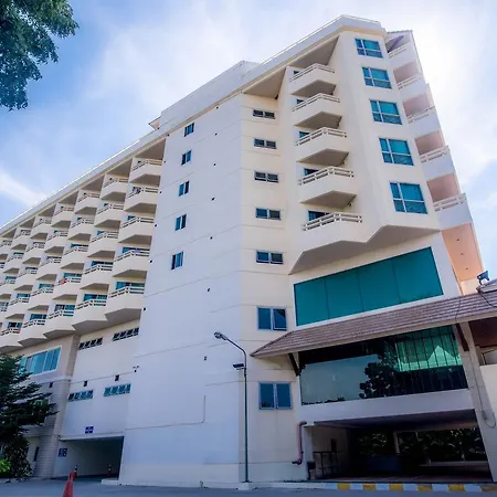 โรงแรม Sea Breeze Jomtien Pattaya