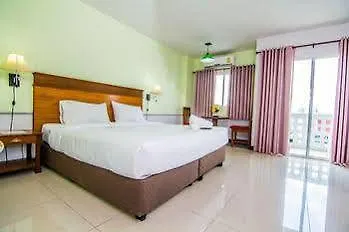 โรงแรม สุทัศน์คอร์ท 5