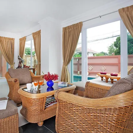Baan Nomella Villa