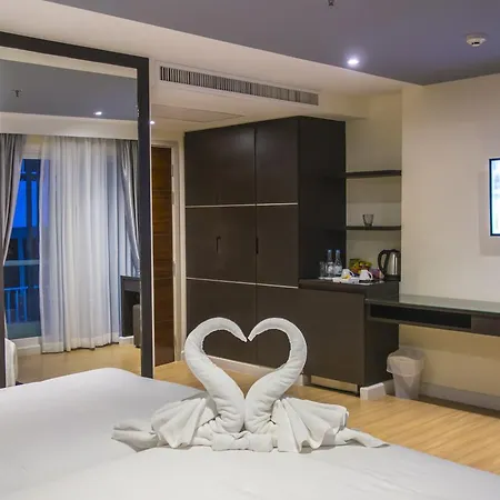 Unique Regency โรงแรม 4*