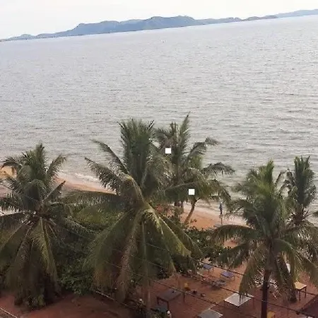 Sea Falcon On The Water Pattaya